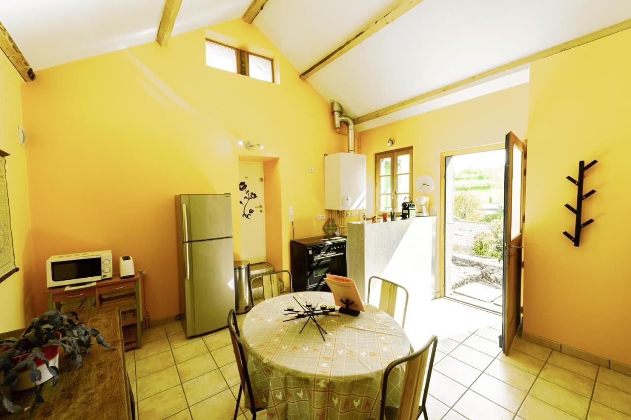 Grand Gite Du Bistrot D'Ici Saint-Saturnin (Puy-de-Dome) Exterior foto